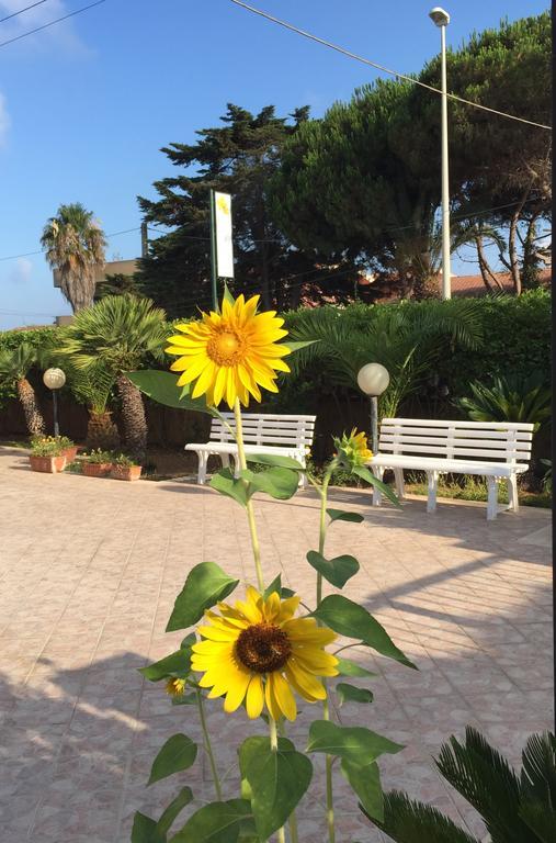 B&B Fiori Gialli Caucana Санта Кроче Камерина Екстериор снимка