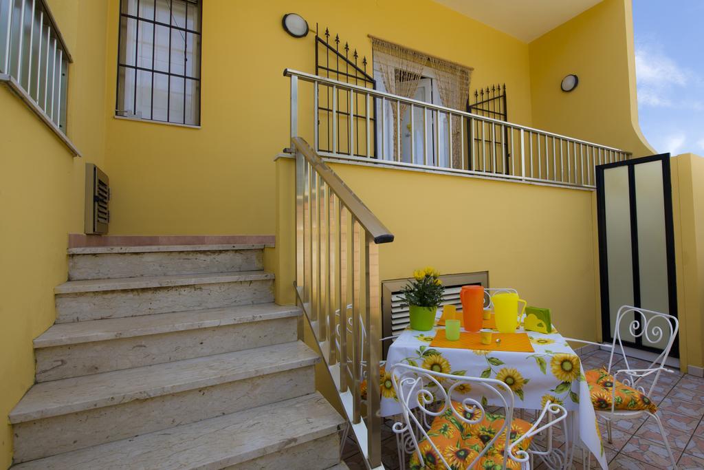 B&B Fiori Gialli Caucana Санта Кроче Камерина Екстериор снимка