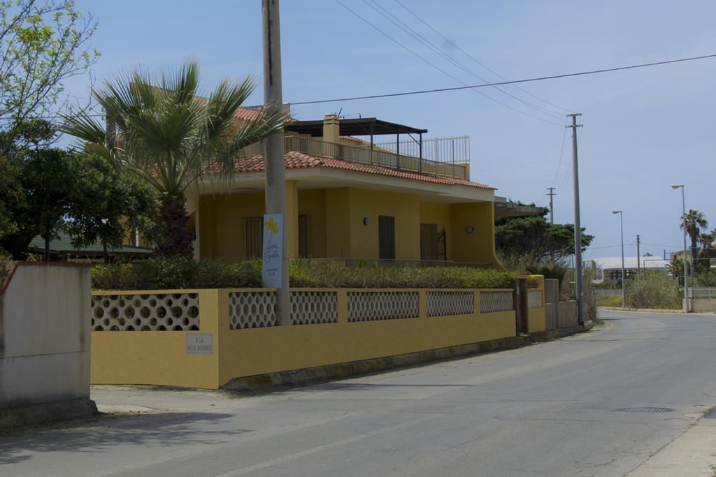 B&B Fiori Gialli Caucana Санта Кроче Камерина Екстериор снимка